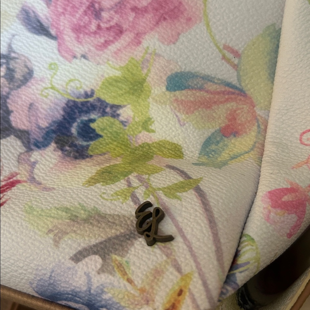Elliott Lucca Floral Backpack - Picture 2 of 5